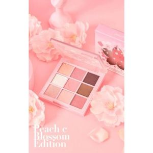 PEACH C Eyeshadow Palette Blossom Edition 66g